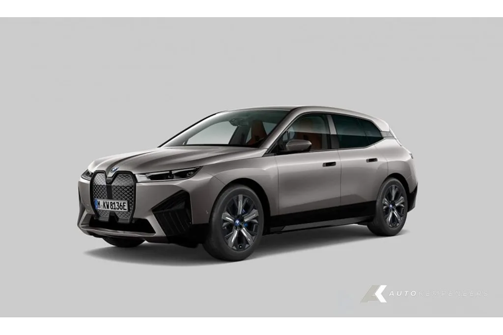 BMW iX (2023) — foto 1