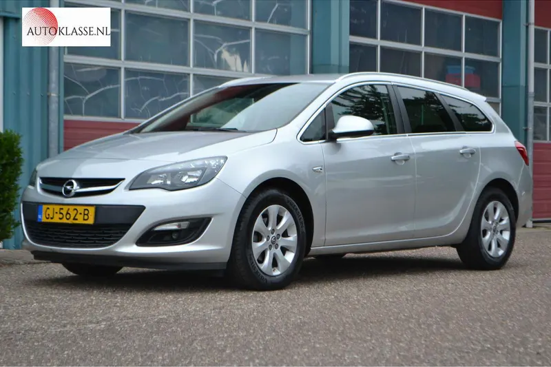 Opel Astra (2015)