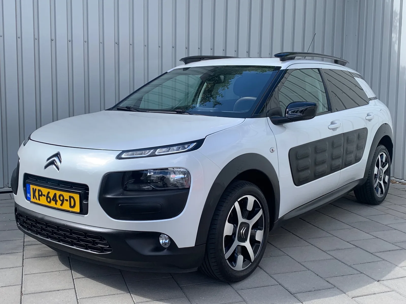 Citroën C4 Cactus (2016) — foto 1