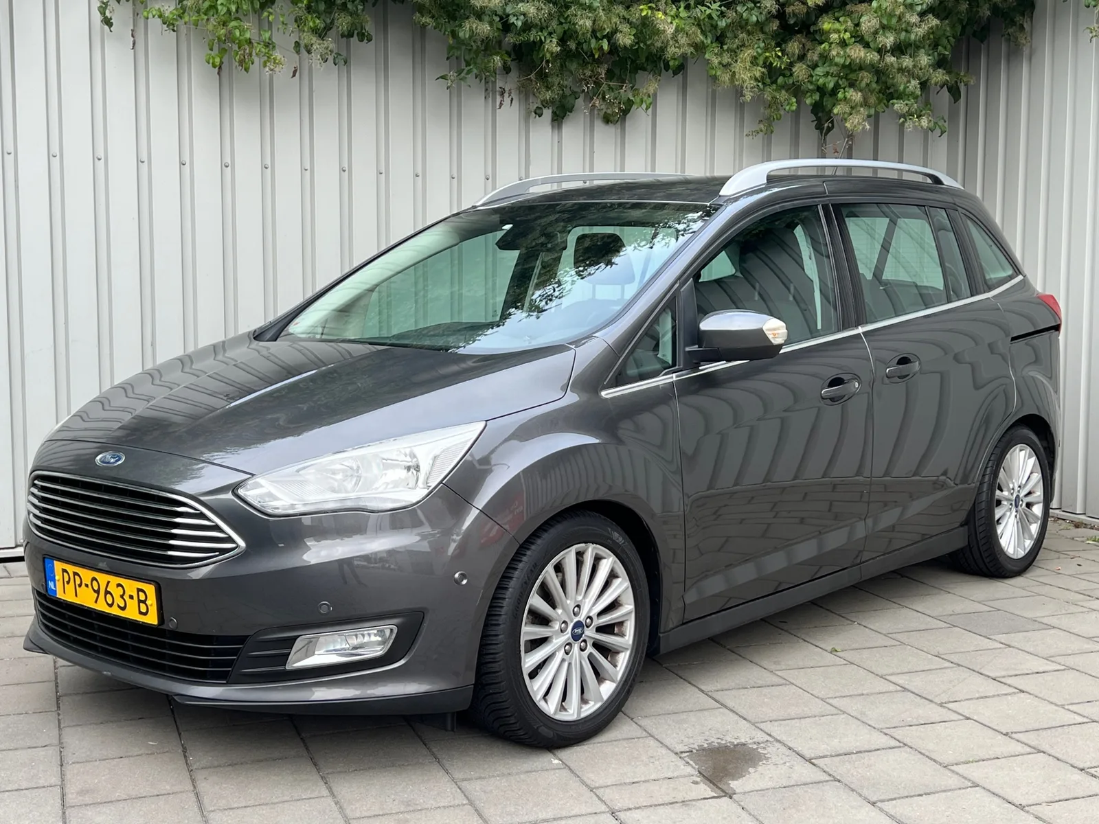 Ford Grand C-Max (2017) — foto 1