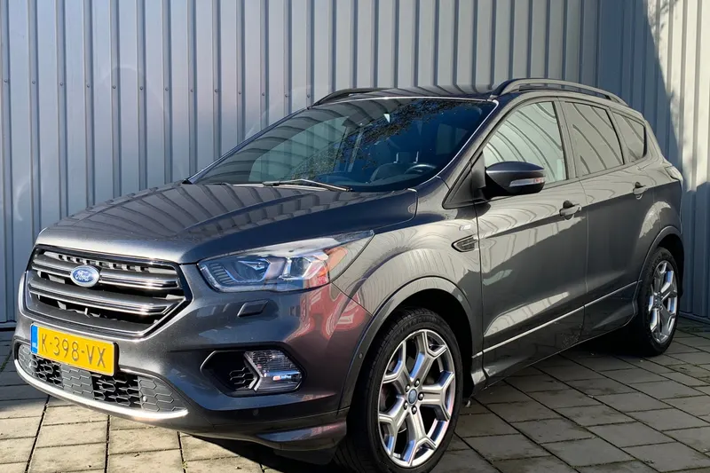 Ford Kuga (2017)