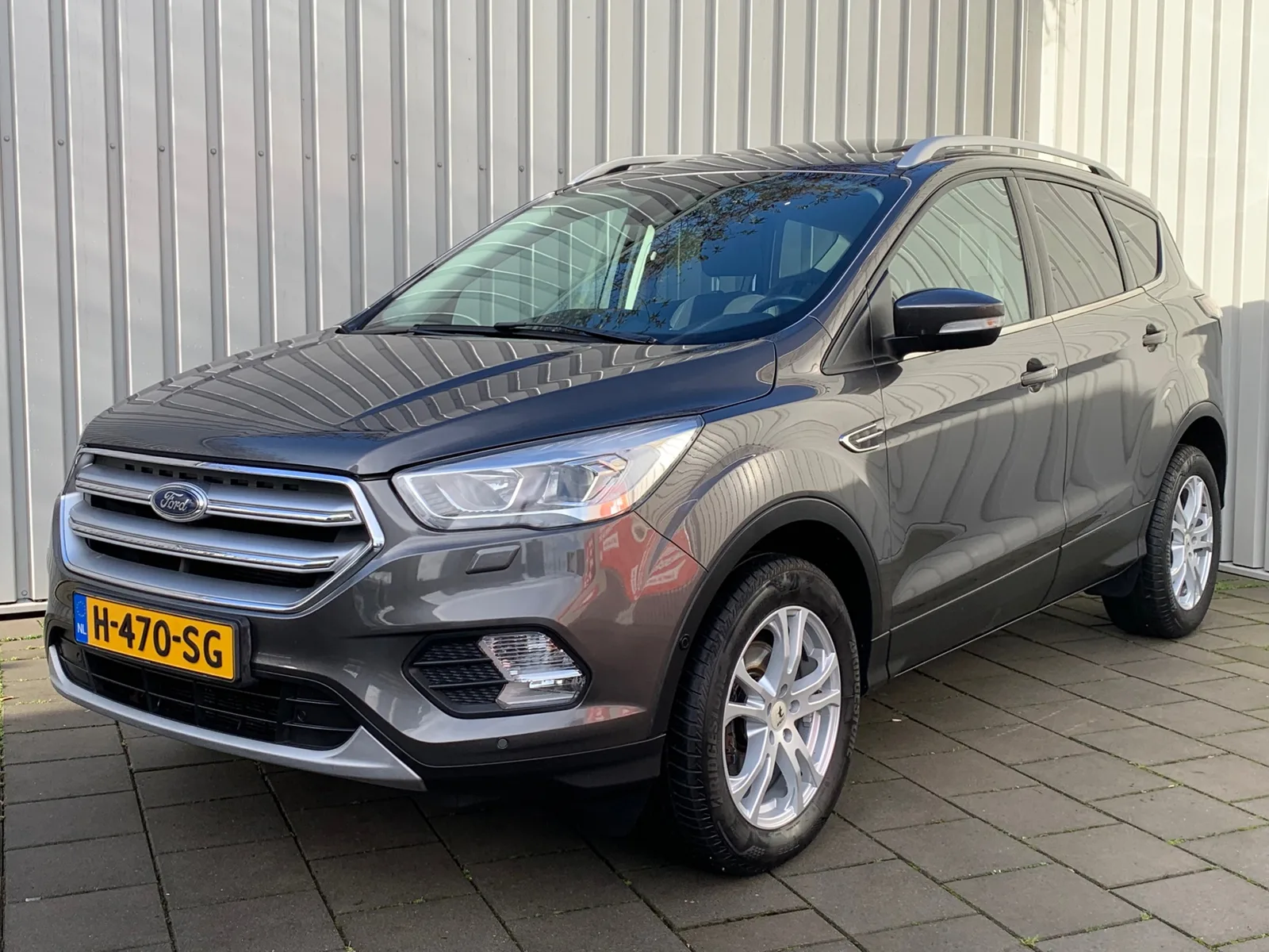 Ford Kuga (2017) — foto 1
