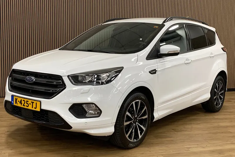 Ford Kuga (2017)