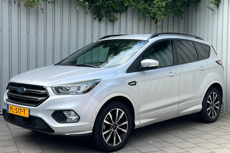 Ford Kuga (2017)