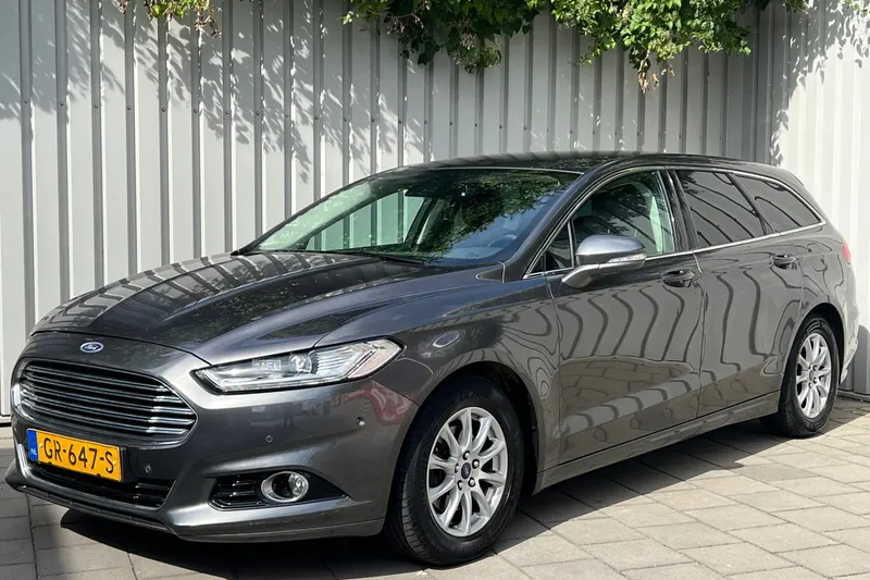 Ford Mondeo (2015)