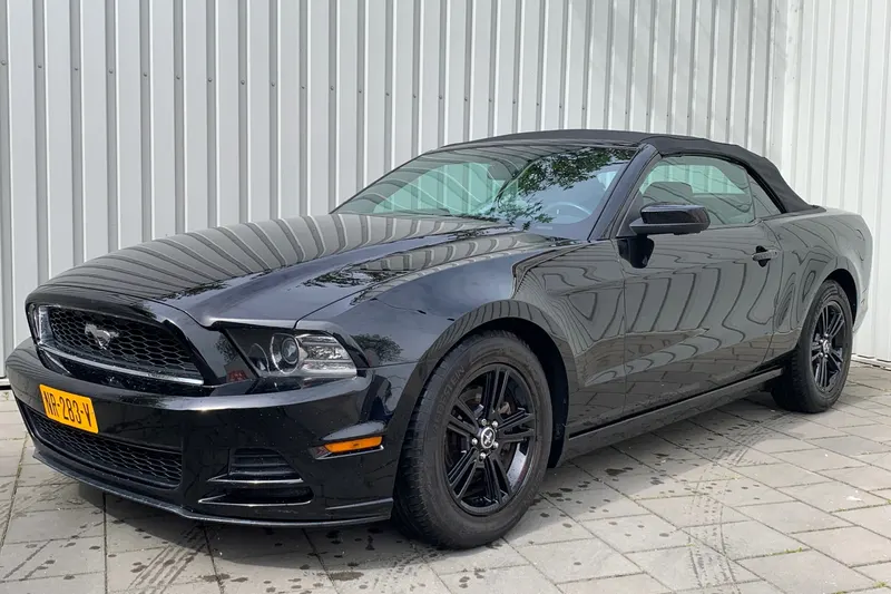 Ford Mustang (2013)