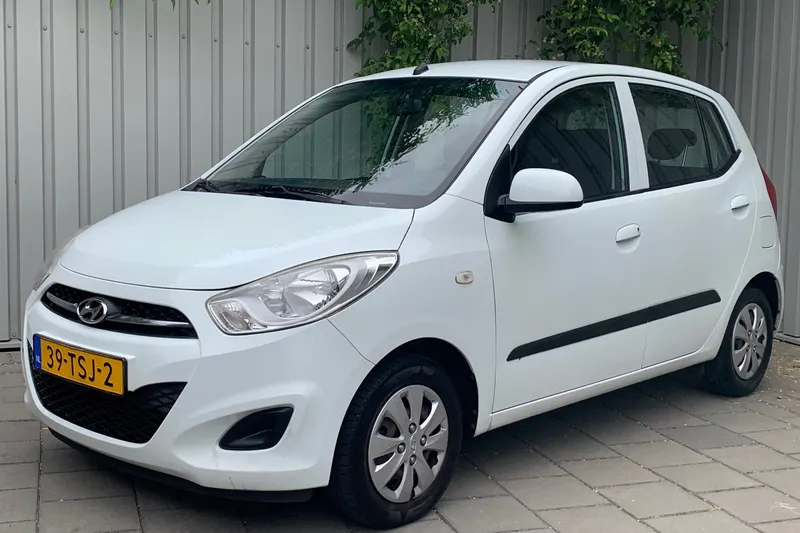 Hyundai i10 (2012)