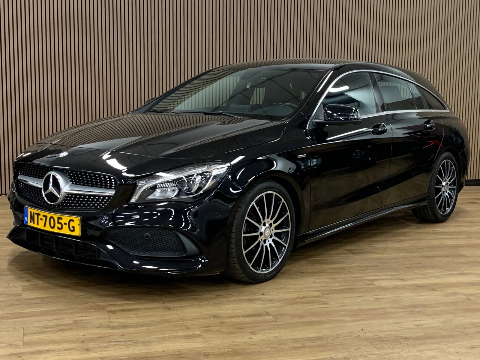 Mercedes-Benz CLA-Klasse (2017) — foto 1