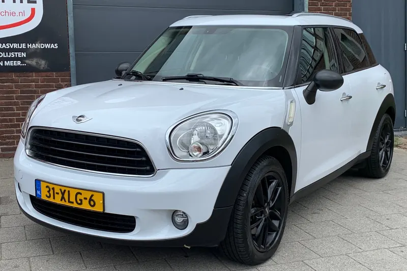 MINI Countryman (2012)