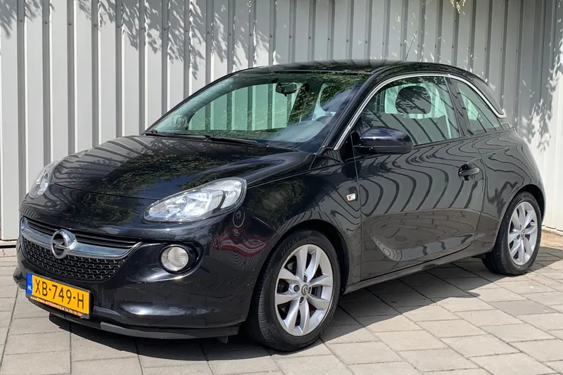 Opel Adam (2015)