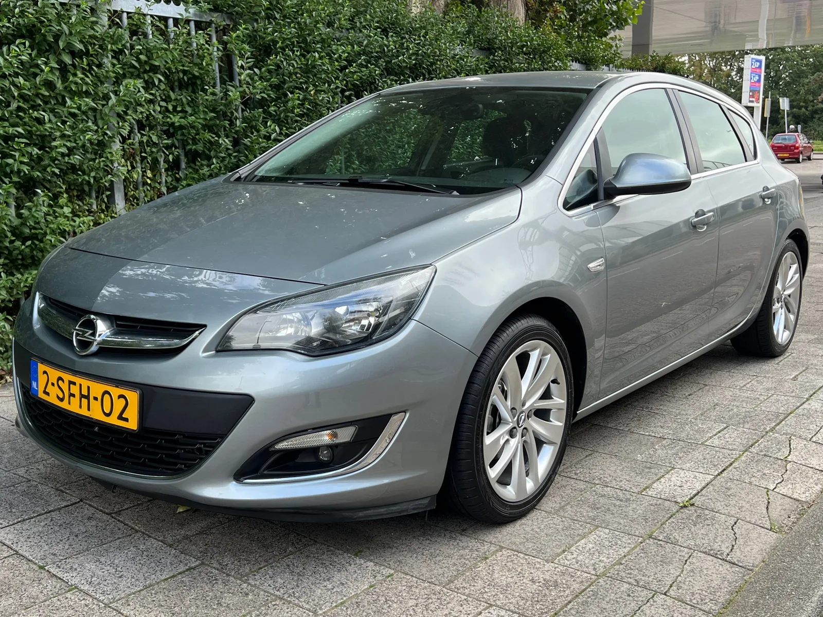Opel Astra (2013) — foto 1