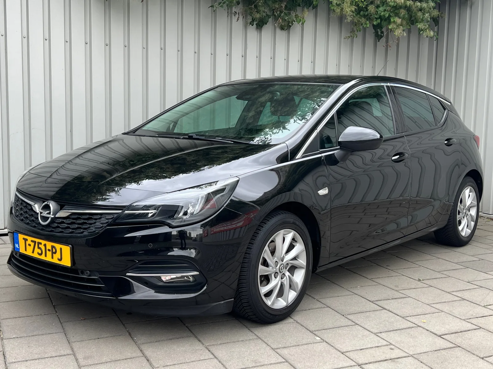 Opel Astra (2020) — foto 1