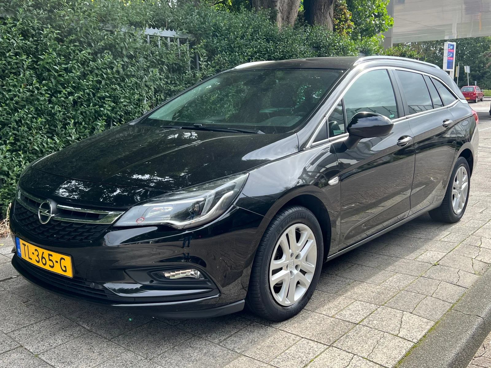 Opel Astra (2018) — foto 1
