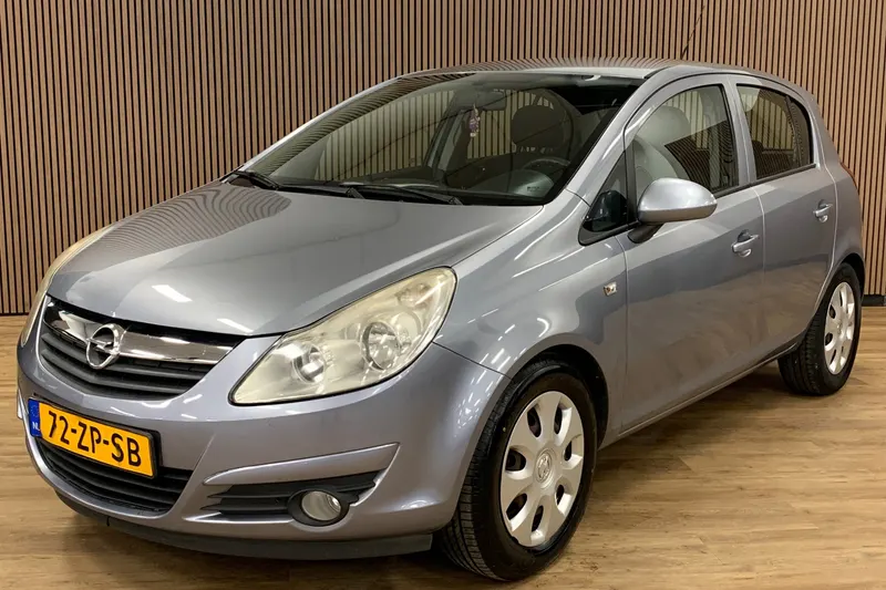 Opel Corsa (2008)