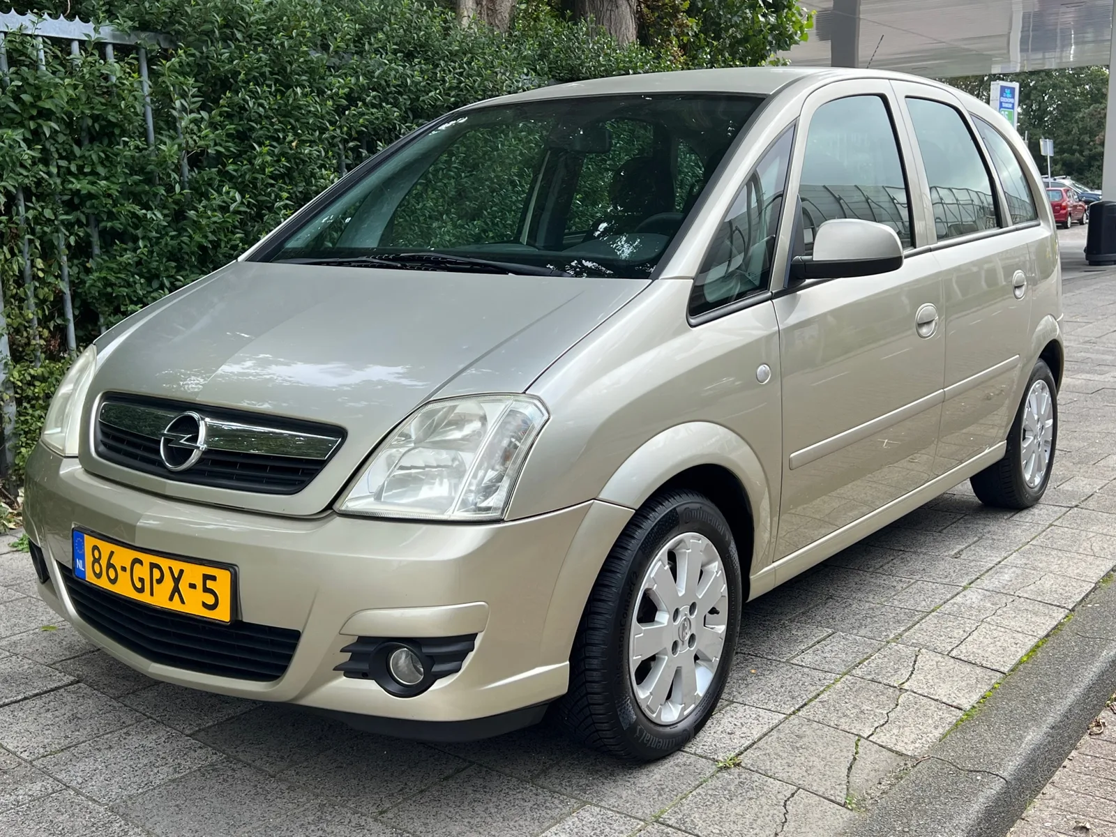 Opel Meriva (2008) — foto 1
