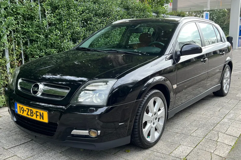 Opel Signum (2007)