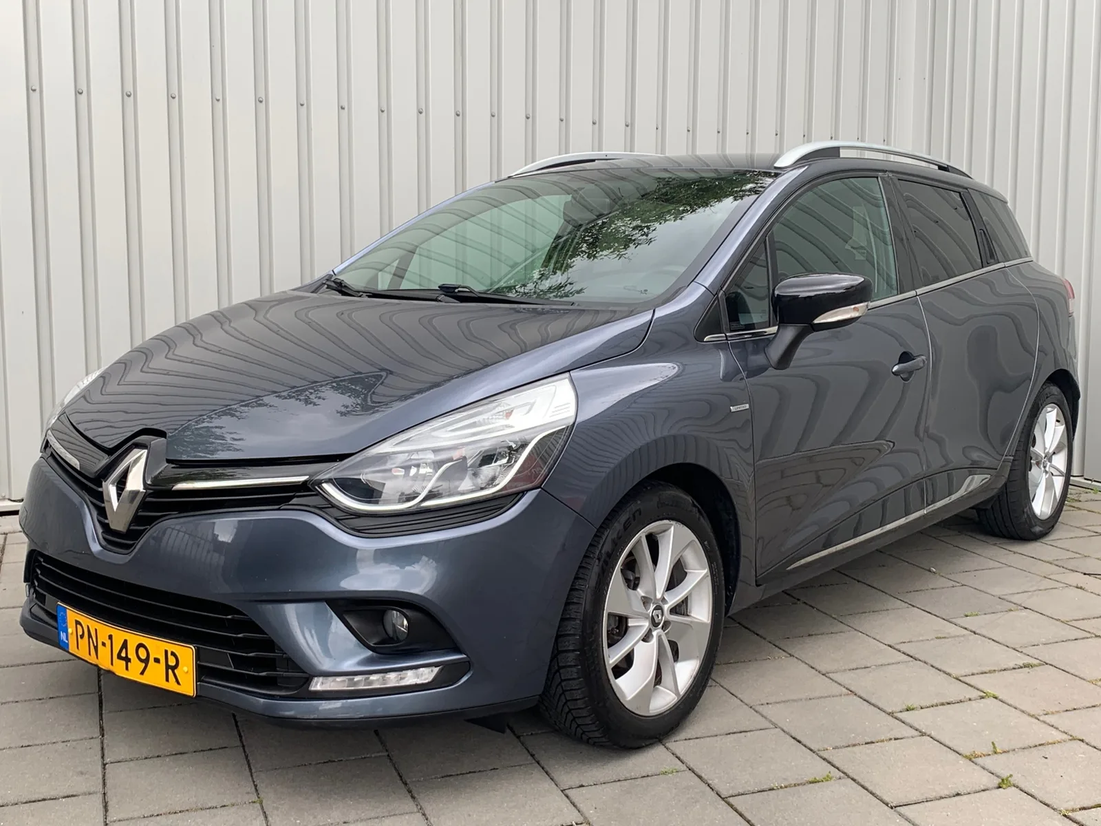 Renault Clio (2017) — foto 1