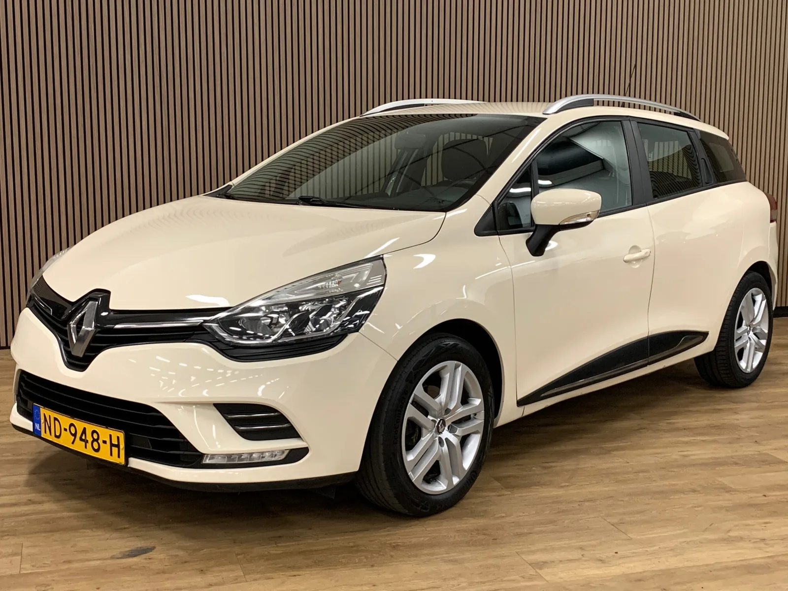 Renault Clio (2017) — foto 1