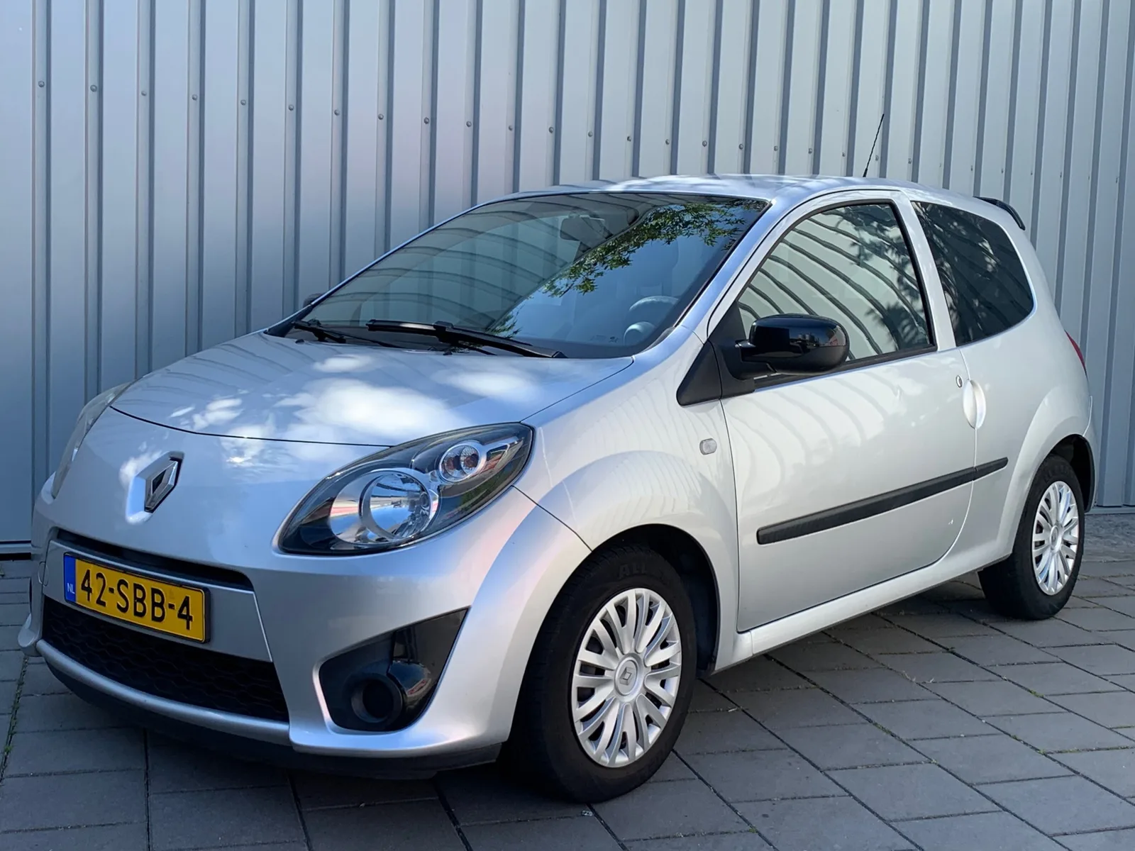 Renault Twingo (2011) — foto 1