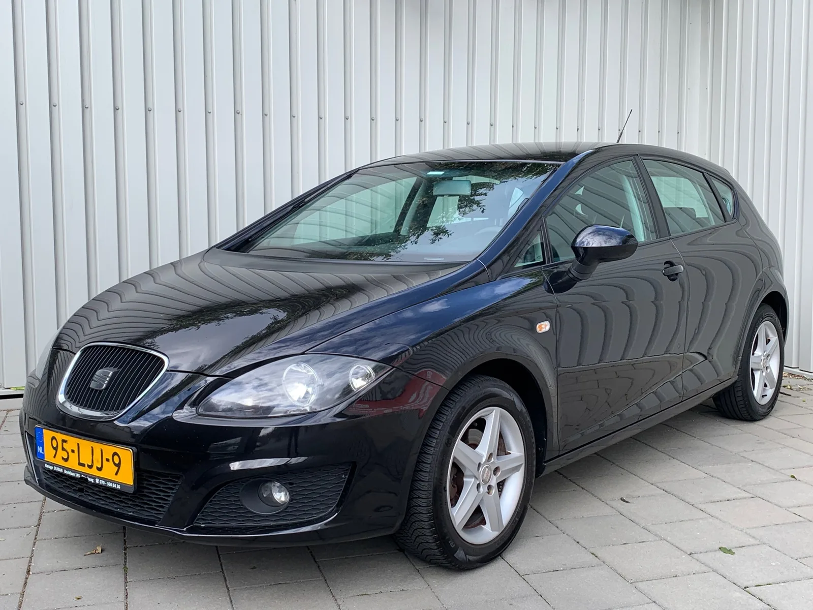 SEAT Leon (2010) — foto 1