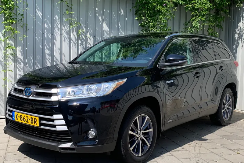 Toyota HIGHLANDER (2019)