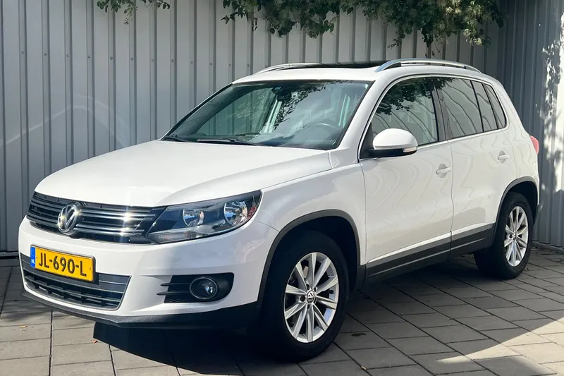 Volkswagen Tiguan (2012)