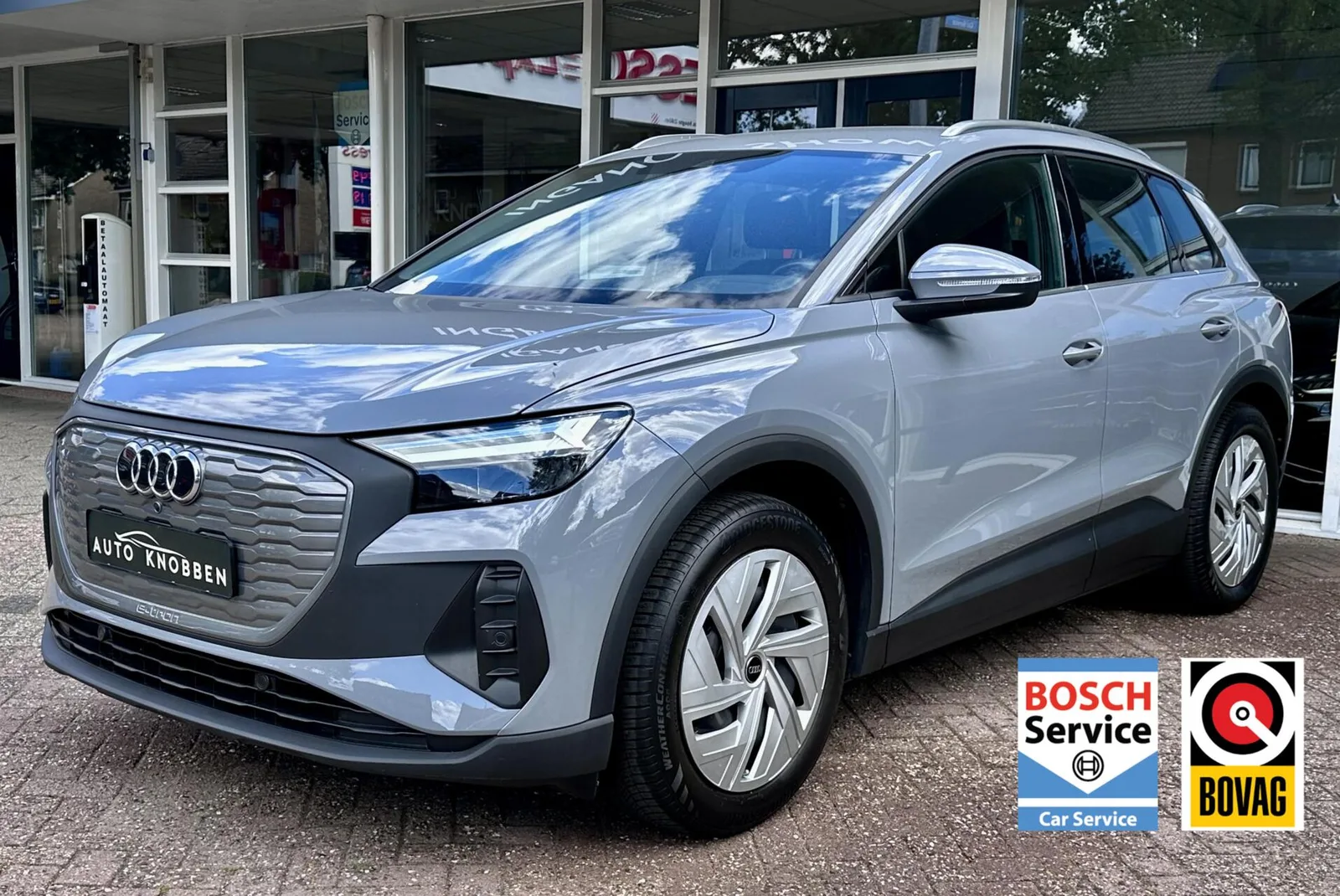 Audi Q4 e-tron (2022) — foto 1