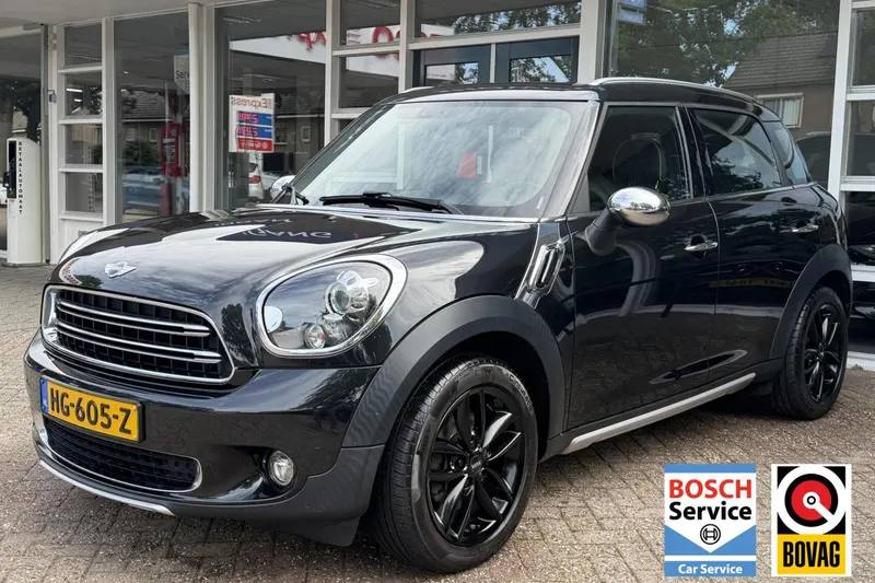 MINI Countryman (2015)
