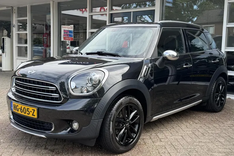 MINI Countryman (2015)