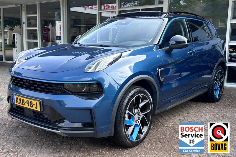 Lynk & Co 01 (2023)