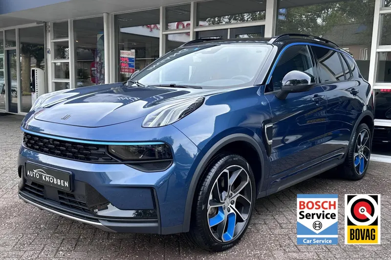 Lynk & Co 01 (2023)