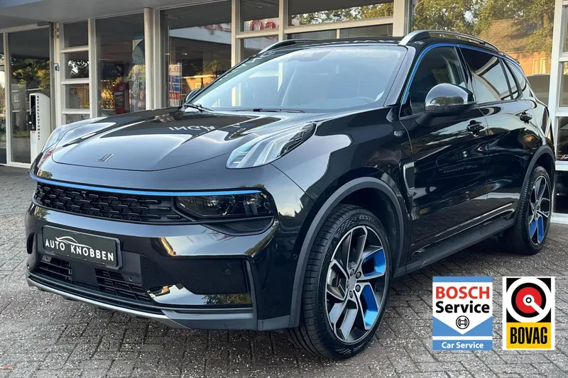 Lynk & Co 01 (2023)