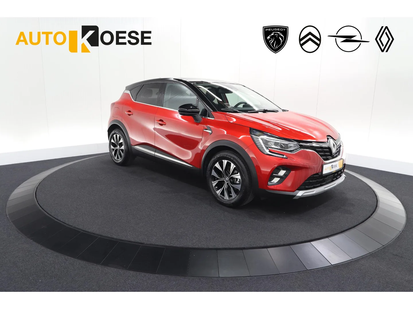 Renault Captur (2024) — foto 1
