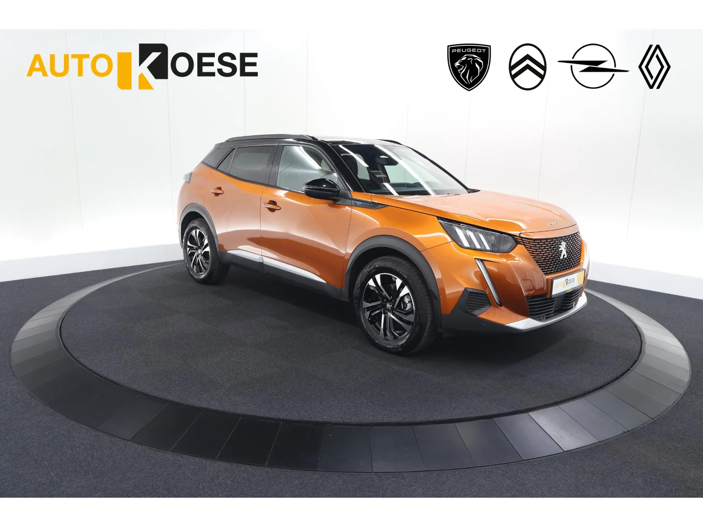 Peugeot e-2008 (2023) — foto 1