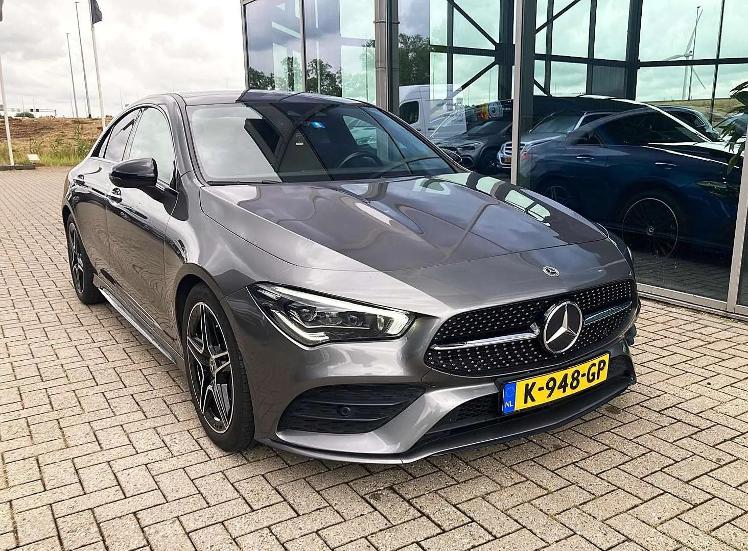 Mercedes-Benz Van (2021) — foto 1
