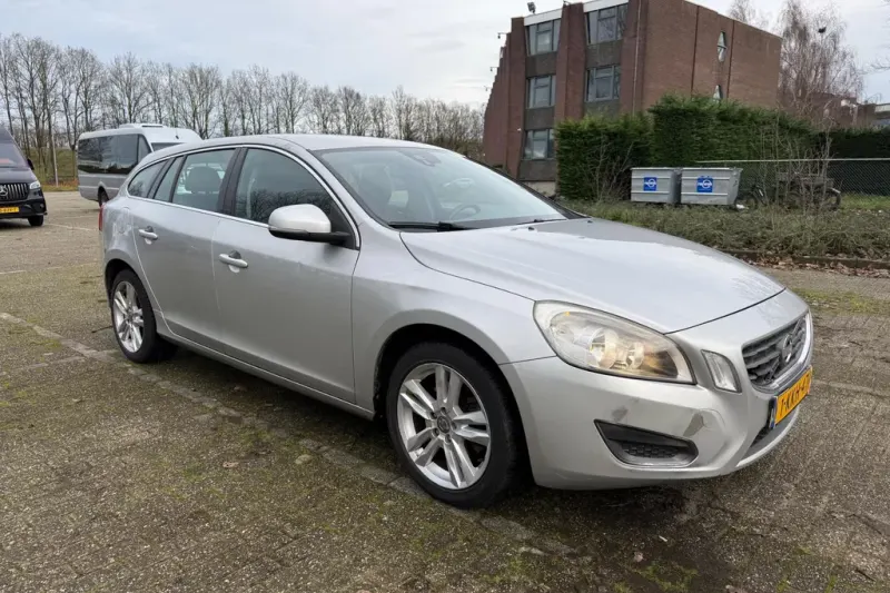 Volvo V60 (2013)