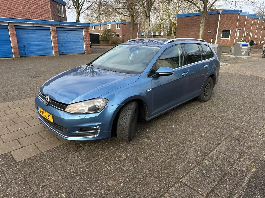 Volkswagen Golf (2014) — foto 1