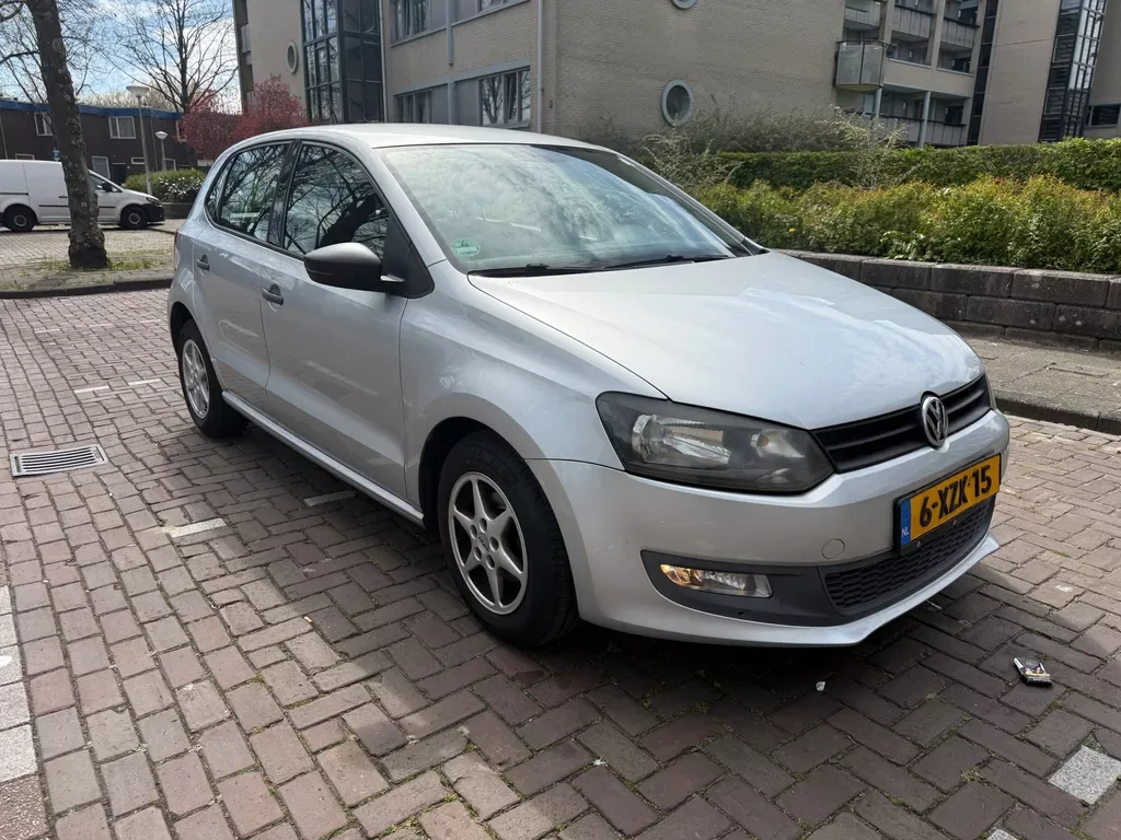 Volkswagen Polo (2009) — foto 1