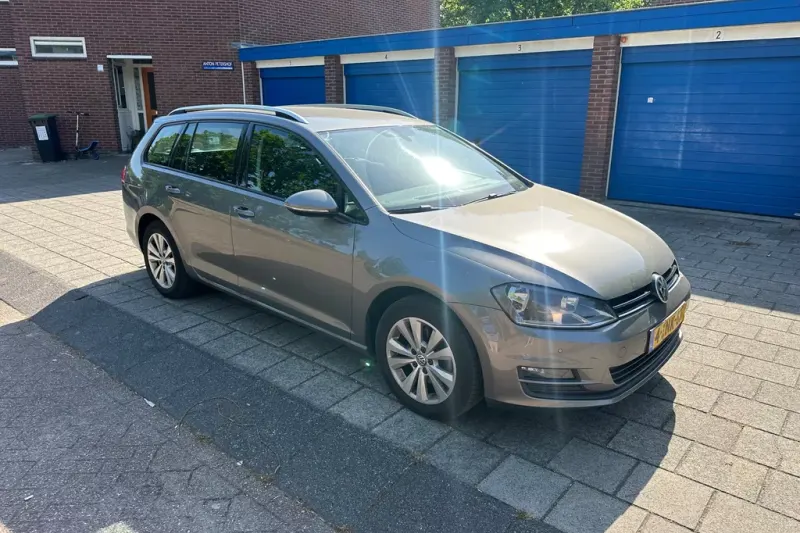 Volkswagen Golf (2015)