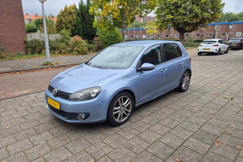 Volkswagen Golf (2010)