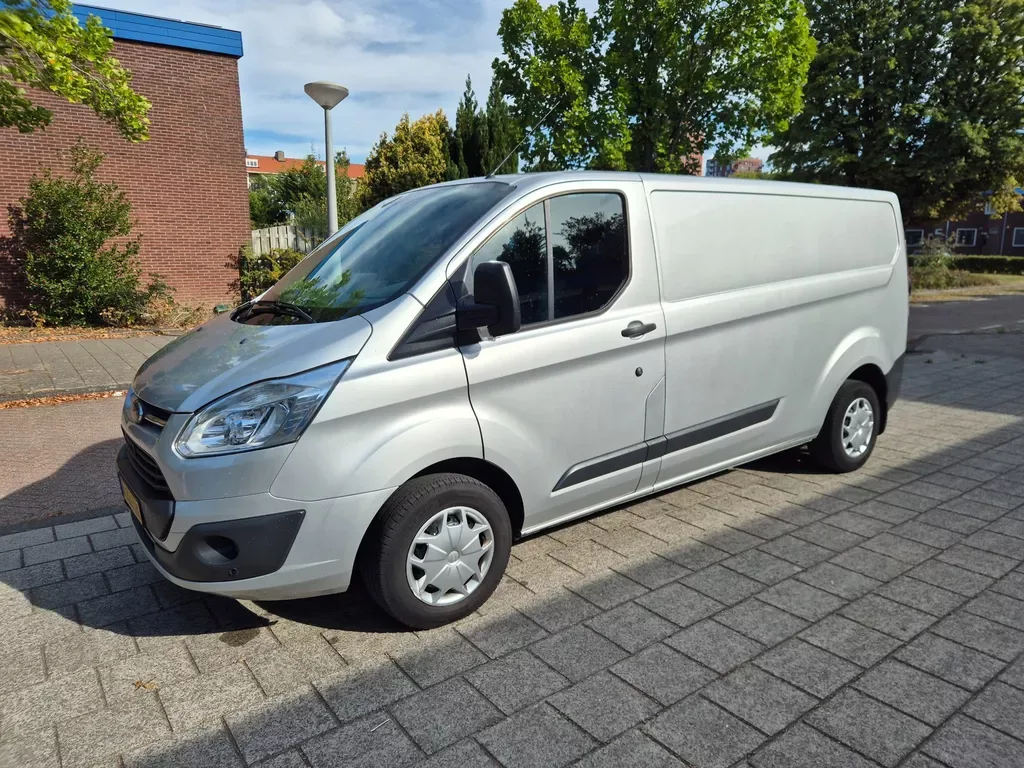 Ford Transit Custom (2017) — foto 1