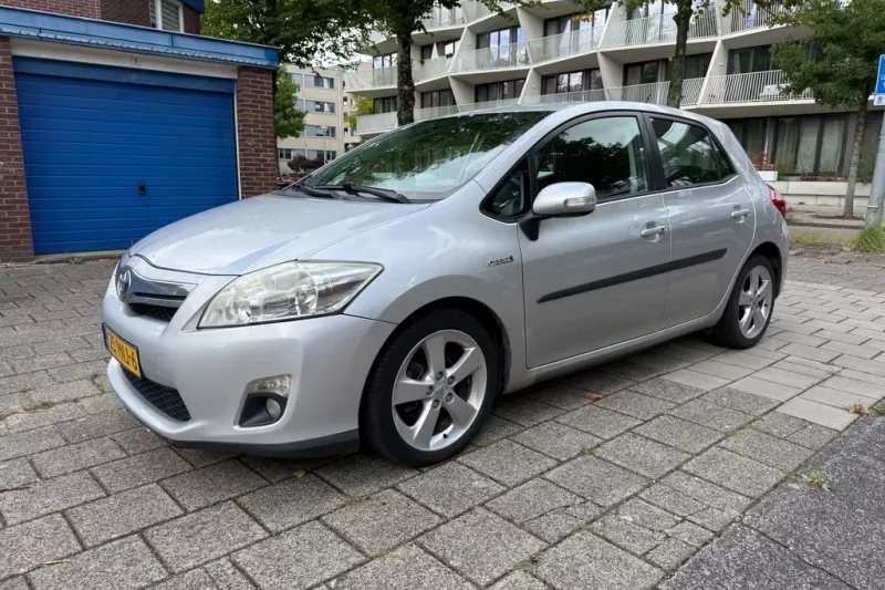 Toyota Auris (2011)