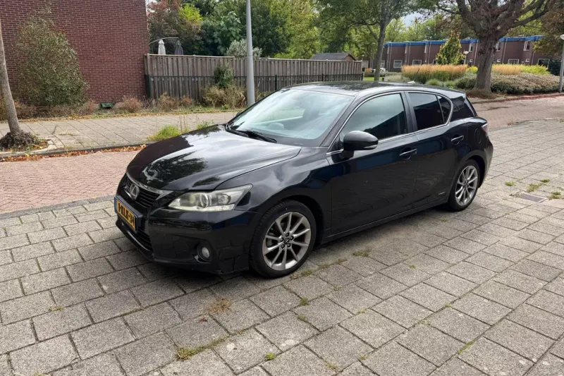 Lexus CT (2013)