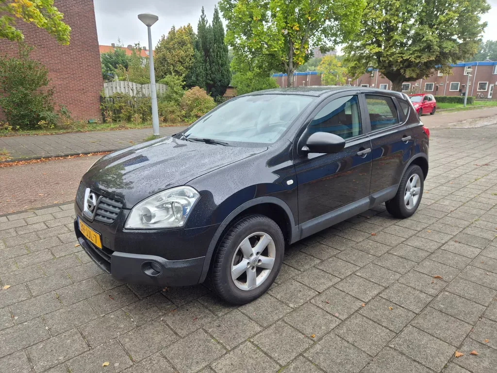 Nissan Qashqai (2009) — foto 1