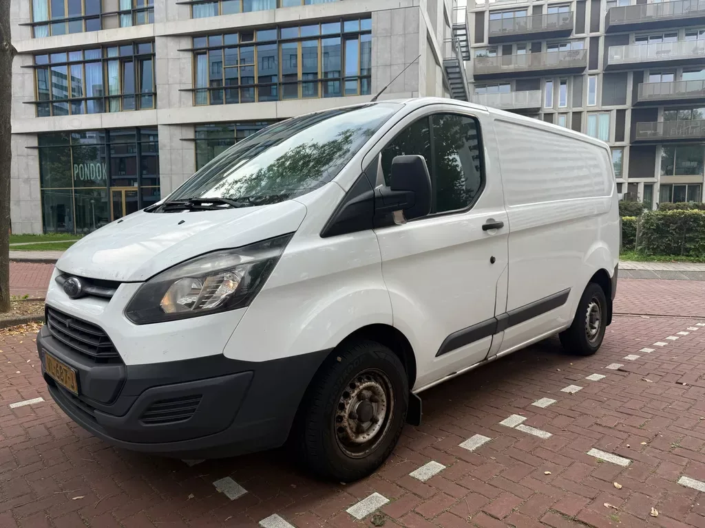 Ford Transit Custom (2014) — foto 1