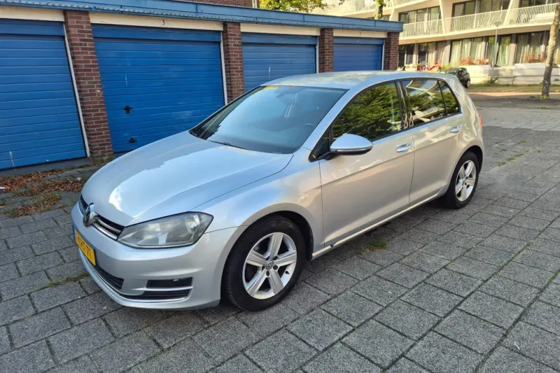 Volkswagen Golf (2013)