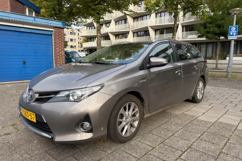 Toyota Auris (2013)