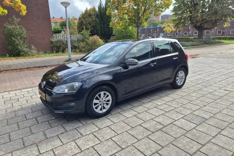 Volkswagen Golf (2013)