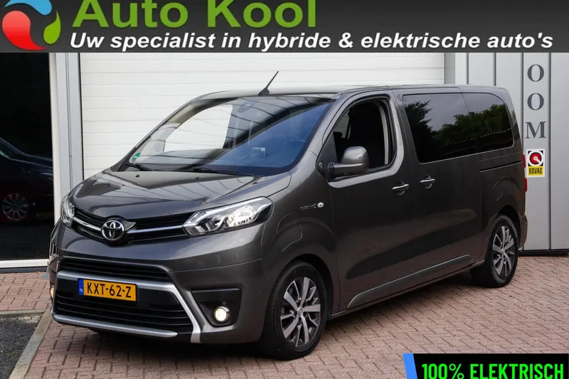Toyota ProAce Electric Shuttle (2021)