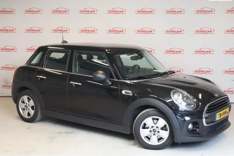MINI One (2018)